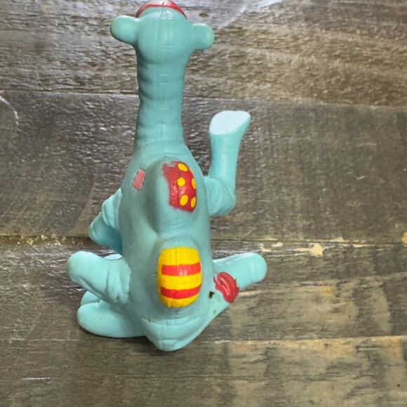 MacMillan Inc. 1988 Raggedy Ann Camel With The Wrinkled Knees PVC Figure - Picture 3 of 6